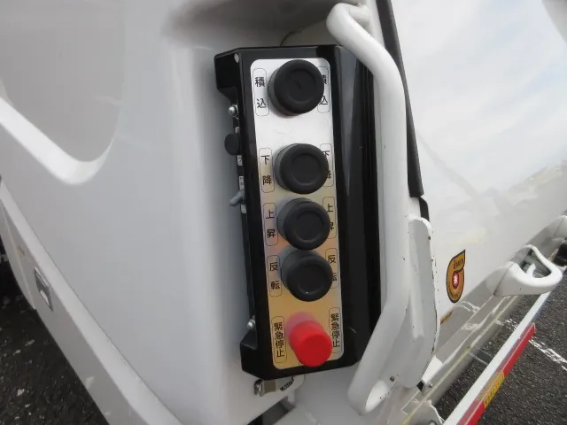 三菱 キャンター 2RG-FEAV0(2WD)の写真45