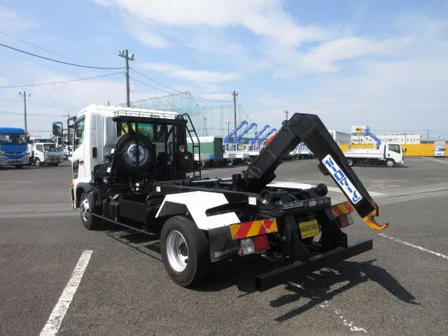 日野 レンジャー 2KG-FC2ABA(2WD)の写真13