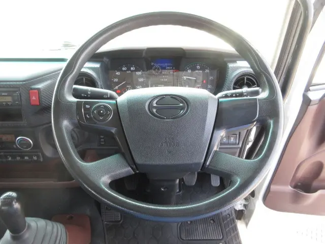 日野 レンジャー 2KG-FC2ABA(2WD)の写真22