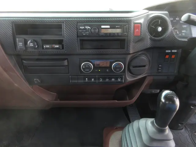 日野 レンジャー 2KG-FC2ABA(2WD)の写真24