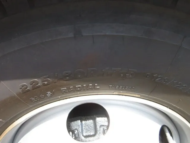 日野 レンジャー 2KG-FC2ABA(2WD)の写真48