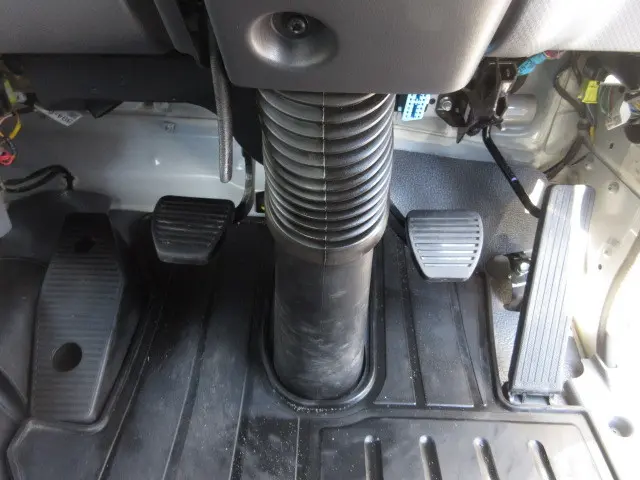 いすゞ フォワード 2RG-FRR90S1(2WD)の写真30