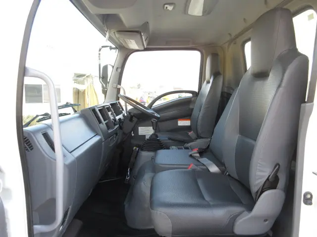 いすゞ フォワード 2RG-FRR90S1(2WD)の写真32