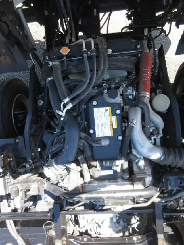 いすゞ フォワード 2RG-FRR90S1(2WD)の写真35