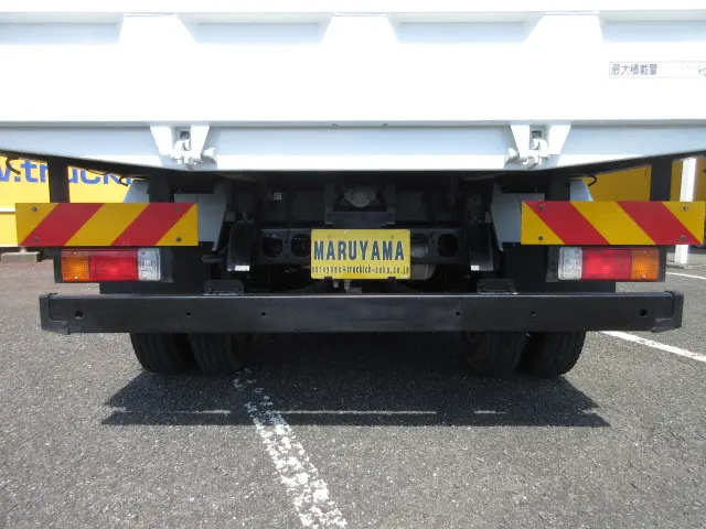 いすゞ フォワード 2RG-FRR90S1(2WD)の写真47