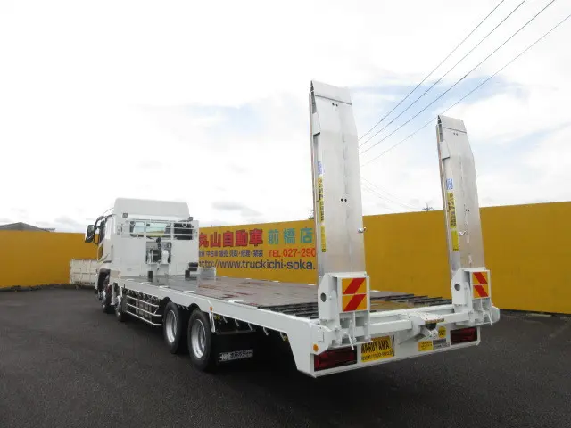 三菱 スーパーグレート 2PG-FS80VZ(8x4)の写真3