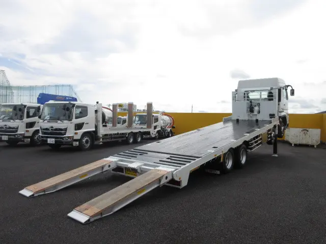 三菱 スーパーグレート 2PG-FS80VZ(8x4)の写真6