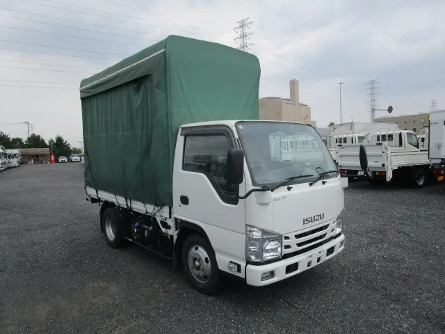 いすゞ エルフ 2RG-NKR88A(2WD)の写真2