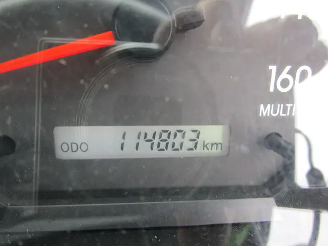 いすゞ エルフ 2RG-NKR88A(2WD)の写真12