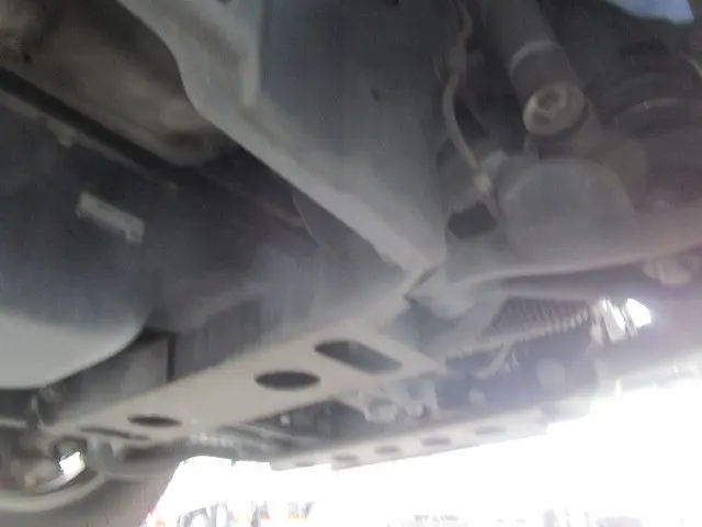 いすゞ エルフ 2RG-NKR88A(2WD)の写真26