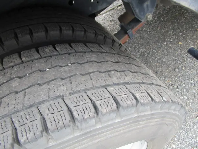 いすゞ エルフ 2RG-NKR88A(2WD)の写真49