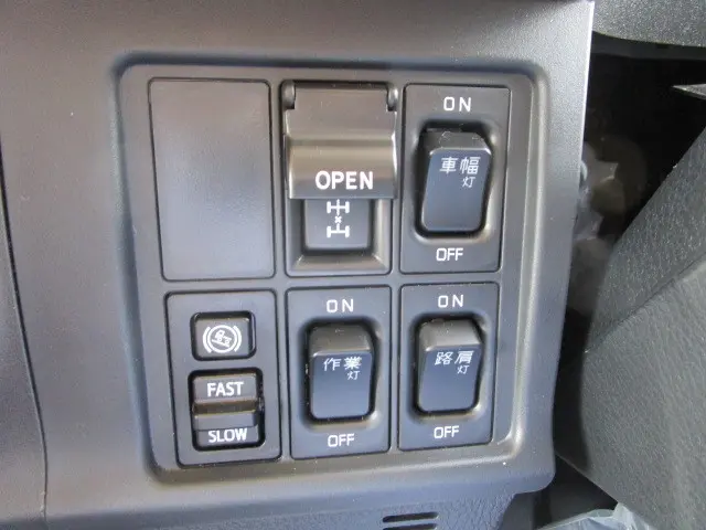 日野 レンジャー 2DG-GK2ABA(6x4)の写真17