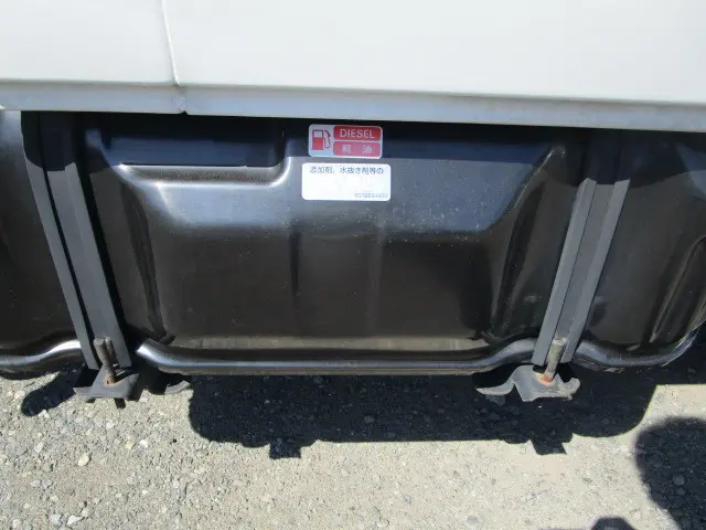 いすゞ エルフ TKG-NJR85A(2WD)の写真42