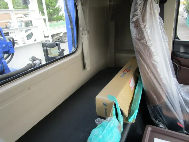 日野 レンジャー 2DG-GK2ABA(6x4)の写真18