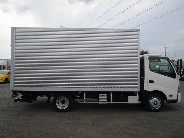 日野 デュトロ 2KG-XZU710M(2WD)の写真6