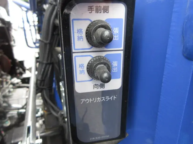 日野 レンジャー 2DG-GK2ABA(6x4)の写真22