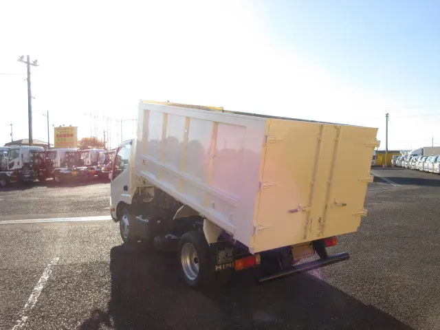 日野 デュトロ 2KG-XZU675T(4WD)の写真10