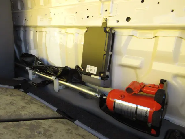 日野 デュトロ 2KG-XZU675T(4WD)の写真32