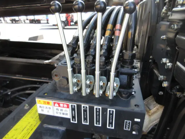 三菱 スーパーグレート 2KG-FS70HZ(8x4)の写真47