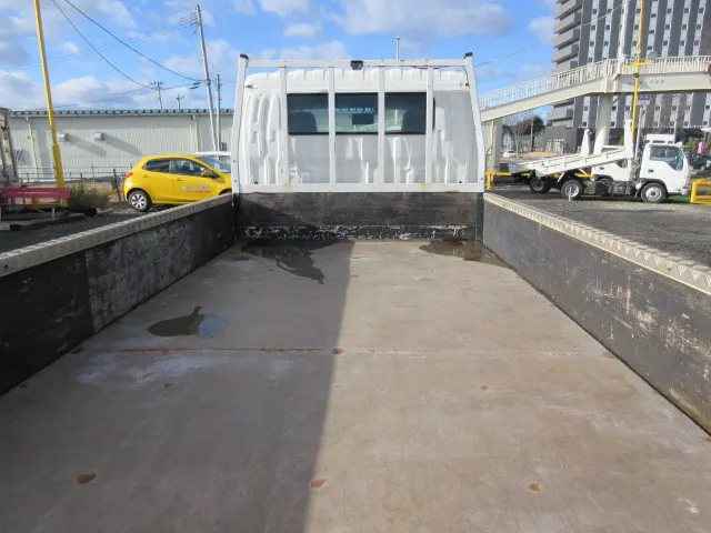 トヨタ ダイナ BKG-XZU414(2WD)の写真9