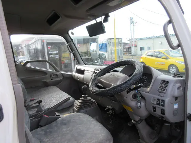 トヨタ ダイナ BKG-XZU414(2WD)の写真13