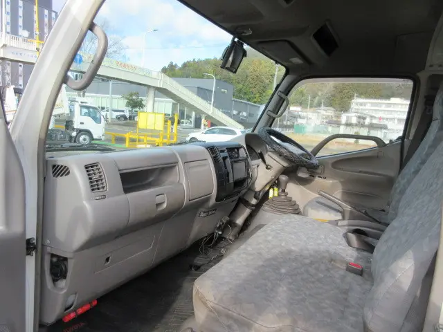 トヨタ ダイナ BKG-XZU414(2WD)の写真21