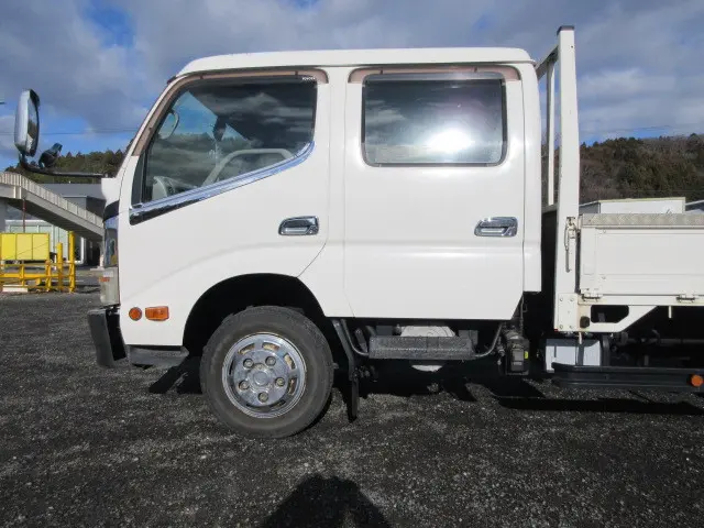 トヨタ ダイナ BKG-XZU414(2WD)の写真46