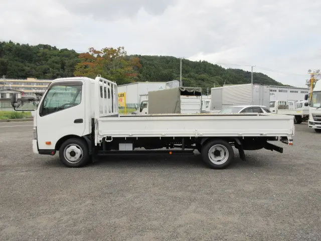 日野 デュトロ 2RG-XZU710M(2WD)の写真5