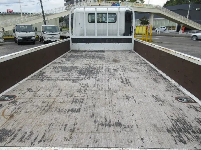 日野 デュトロ 2RG-XZU710M(2WD)の写真9