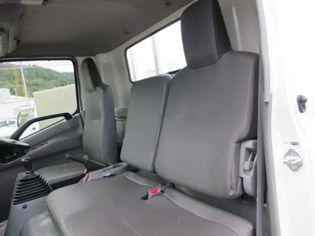 日野 デュトロ 2RG-XZU710M(2WD)の写真19