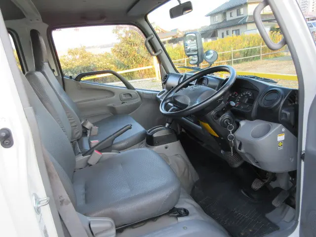 日野 デュトロ TPG-XZU605M(2WD)の写真15