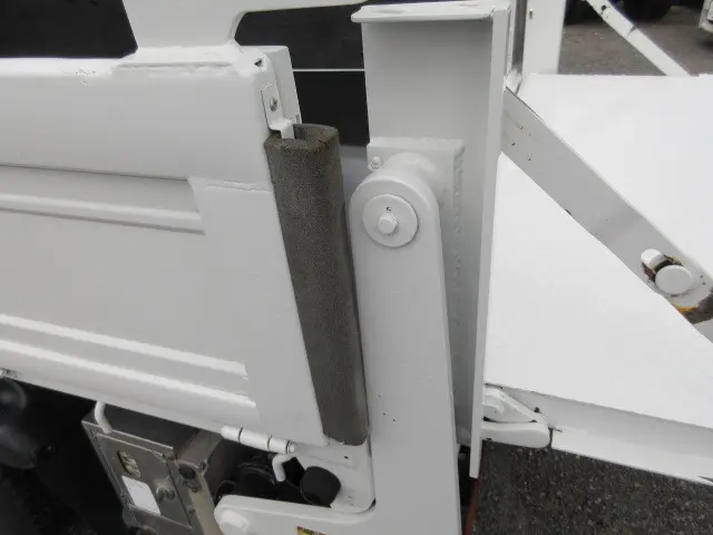 ＵＤ コンドル TKG-BJR85A(2WD)の写真42