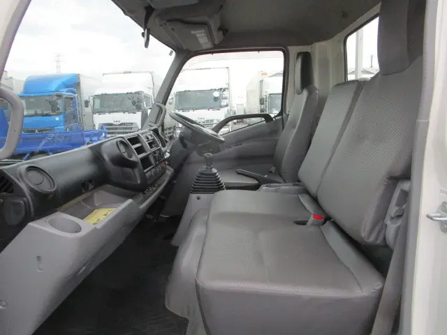 日野 デュトロ 2RG-XZU710M(2WD)の写真18