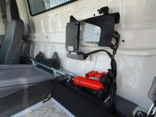 日野 デュトロ 2KG-XZU700X(2WD)の写真28