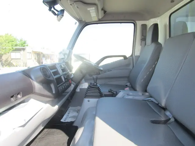 日野 デュトロ 2KG-XZU700X(2WD)の写真29