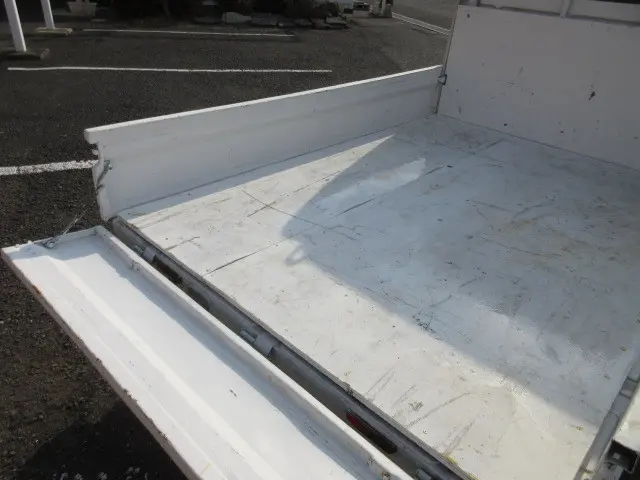 日産 クリッパートラック EBD-DR16T(2WD)の写真10