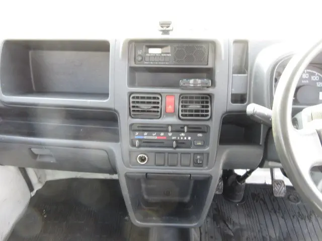 日産 クリッパートラック EBD-DR16T(2WD)の写真14