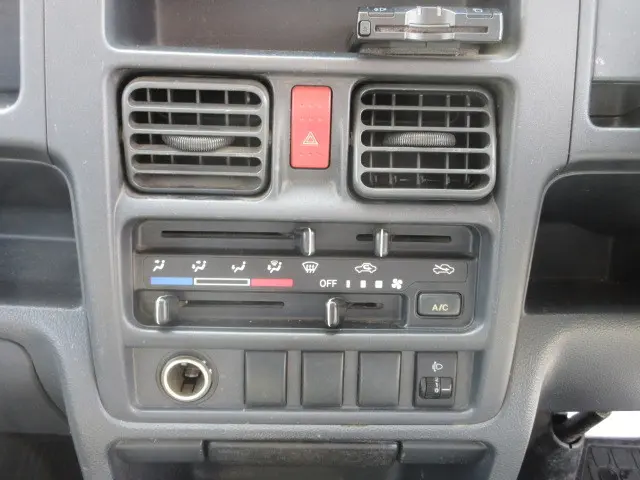 日産 クリッパートラック EBD-DR16T(2WD)の写真19