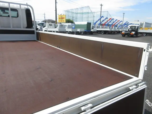 日野 デュトロ 2KG-XZU712M(2WD)の写真11