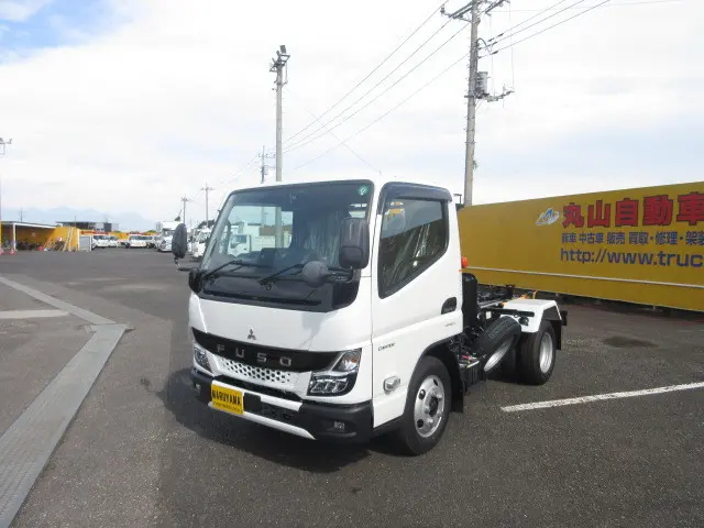三菱 キャンター 2RG-FBAV0(2WD)の写真1