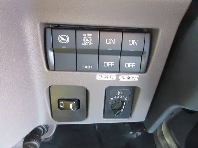 三菱 キャンター 2RG-FBAV0(2WD)の写真23