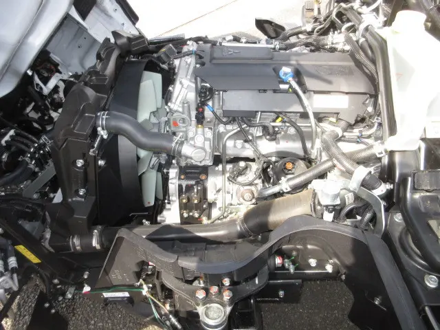 三菱 キャンター 2RG-FBAV0(2WD)の写真33