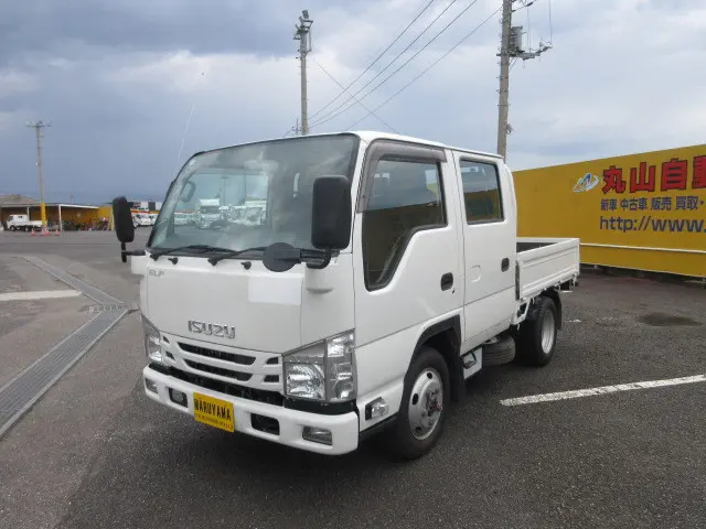 いすゞ エルフ TRG-NJS85A(4WD)の写真1