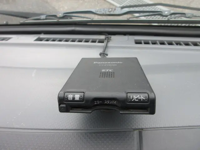 いすゞ エルフ TRG-NJS85A(4WD)の写真20