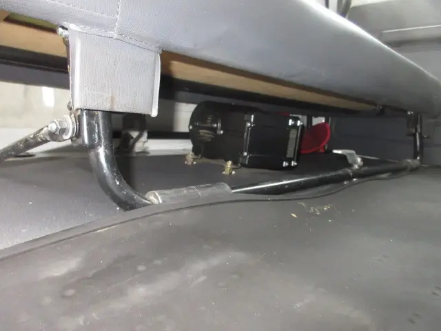 いすゞ エルフ TRG-NJS85A(4WD)の写真25