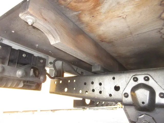 いすゞ エルフ TRG-NJS85A(4WD)の写真39