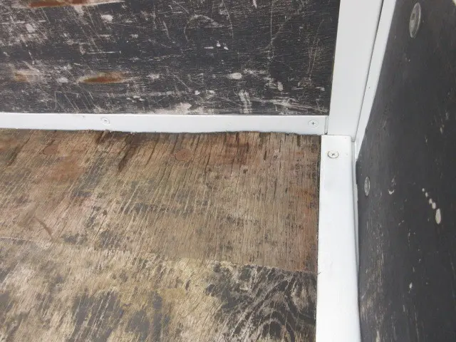 いすゞ エルフ TRG-NJS85A(4WD)の写真44