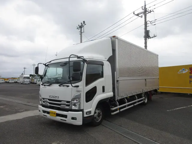 いすゞ フォワード 2RG-FRR90S2(2WD)の写真1