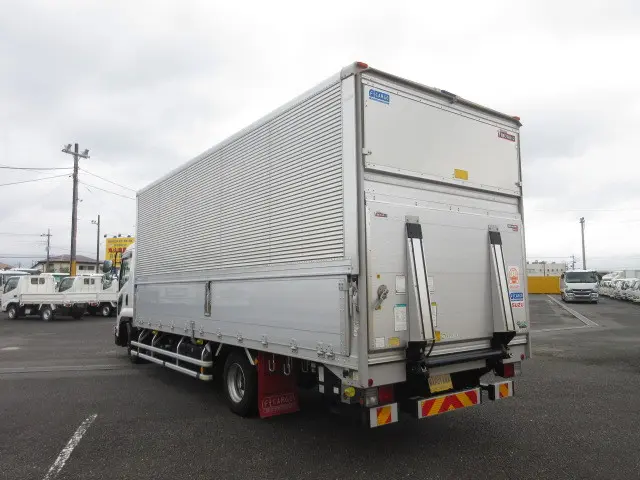 いすゞ フォワード 2RG-FRR90S2(2WD)の写真3