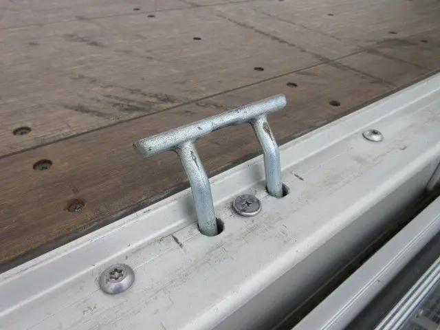 いすゞ フォワード 2RG-FRR90S2(2WD)の写真20